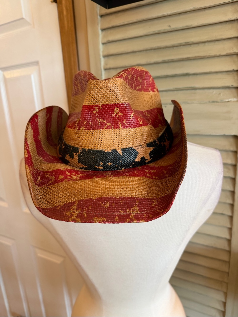 Milani Red and Tan Woven Straw Hat
